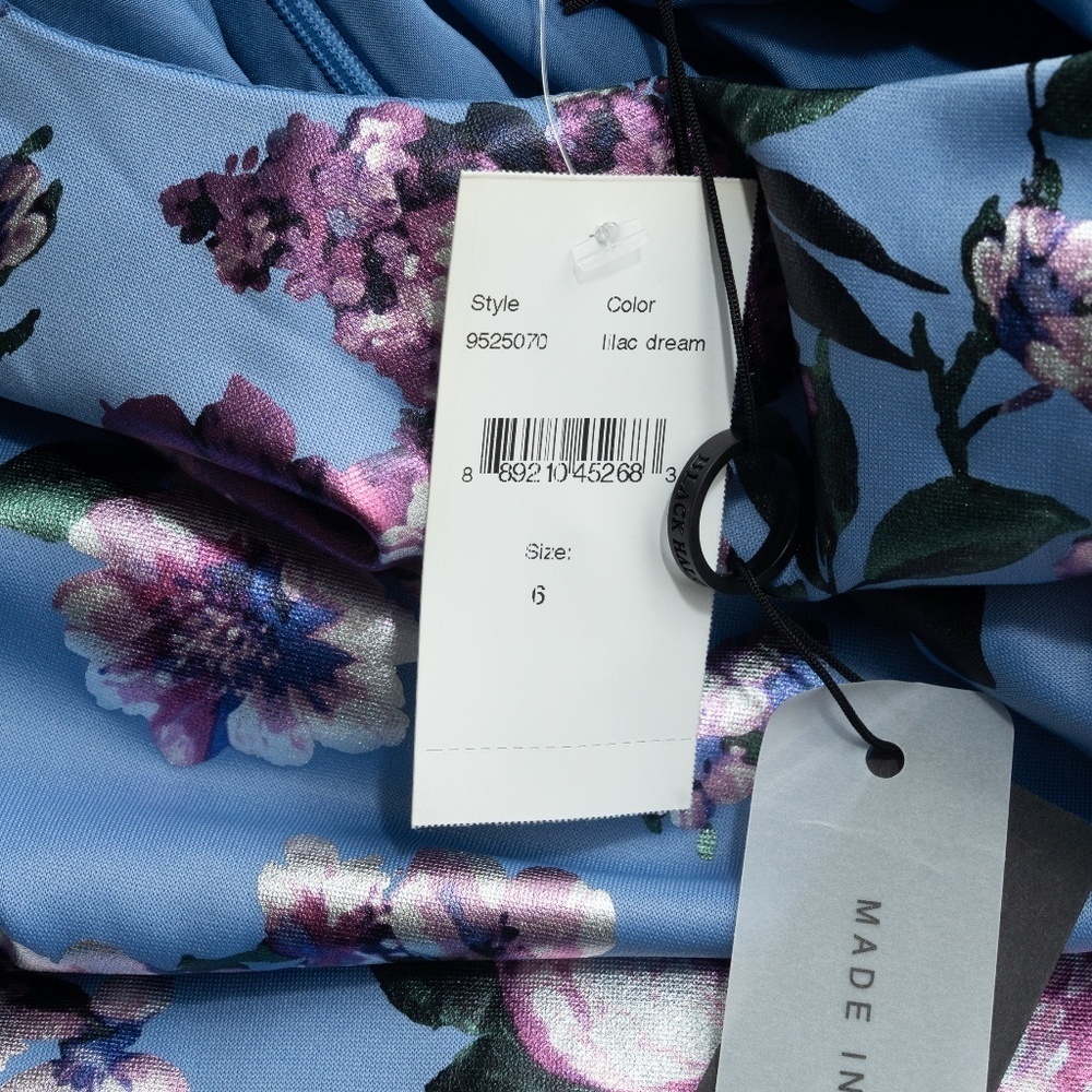 Black‎ Halo | Ula Floral Sheath Dress. - Picture 8 of 13